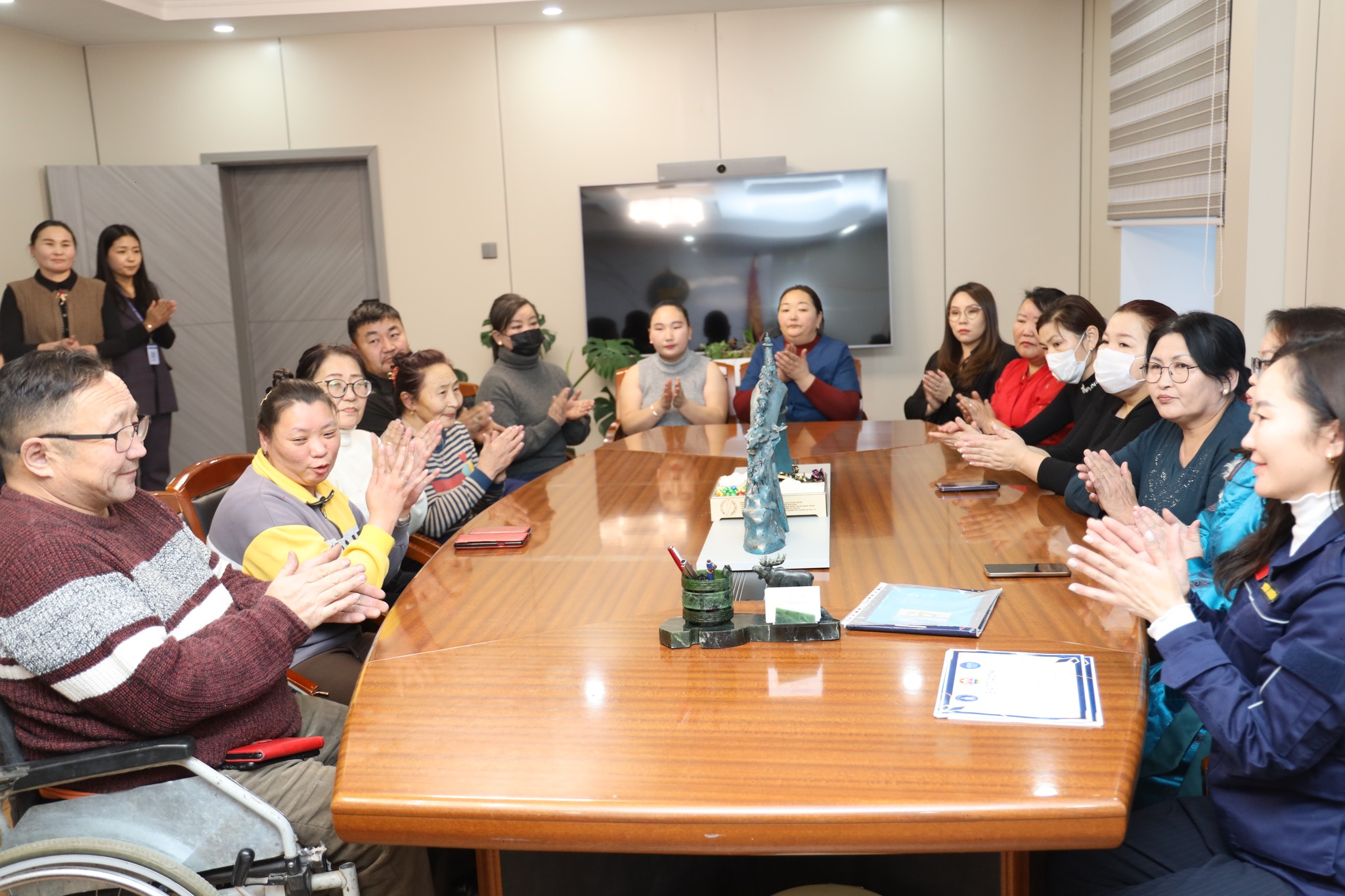 612184055_865506189563457_3225999317783694708_n