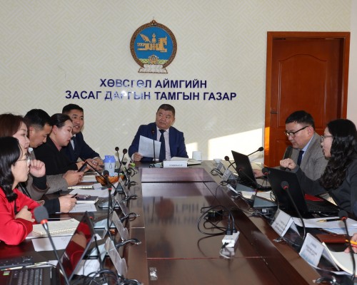 АЙМГИЙН ЗАСАГ ДАРГЫН ЗӨВЛӨЛИЙН ЭЭЛЖИТ 31 ДҮГЭЭР ХУРАЛДААН ХУРАЛДАЖ БАЙНА.