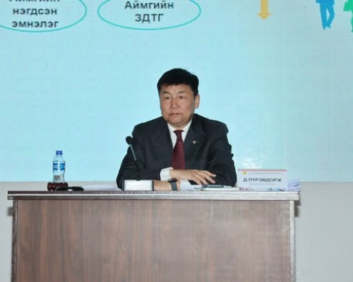 АЙМГИЙН ИРГЭДИЙН ТӨЛӨӨЛӨГЧДИЙН ХУРЛЫН ЭЭЛЖИТ XII  ХУРАЛДААН ХУРАЛДАЖ БАЙНА. 