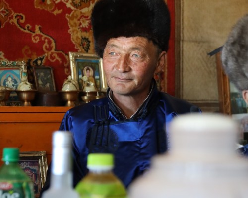 ШИНЭ-ИДЭР СУМЫН БАЯНЗҮРХ БАГИЙН МАЛЧИН РАВДАНГИЙН ЗОРИГТЫН ГЭР БҮЛ “АЙМГИЙН АВАРГА МАЛЧИН” ЦОЛ ХҮРТЛЭЭ