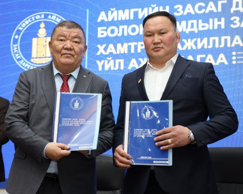 АЙМГИЙН ЗАСАГ ДАРГА АГЕНТЛАГ БАЙГУУЛЛАГА БОЛОН СУМДЫН ЗАСАГ ДАРГАТАЙ ХАМТРАН АЖИЛЛАХ ГЭРЭЭ БАЙГУУЛЛАА.