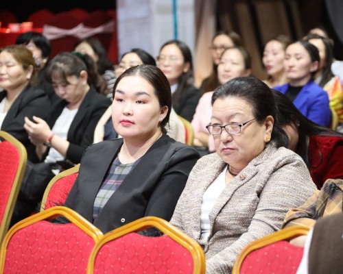  ЭРҮҮЛ МЭНДИЙН САЛБАРЫН УДИРДАХ АЖИЛТНЫ СУРГАЛТ, ЗӨВЛӨГӨӨН ЗОХИОН БАЙГУУЛАГДАЖ БАЙНА