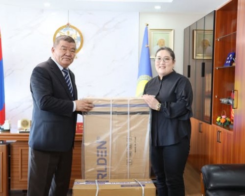 НАСАН ТУРШИЙН СУРАЛЦАХУЙН ТӨВД ХАГАС АВТОМАТ 5 ШИРХЭГ ОЁДЛЫН МАШИНЫГ ОЛГОЛОО.