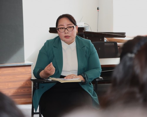 АГЕНТЛАГ, БАЙГУУЛЛАГЫН ХҮНИЙ НӨӨЦИЙН АСУУДАЛ ХАРИУЦСАН АЖИЛТНУУДТАЙ УУЛЗАЛТ ЗОХИОН БАЙГУУЛЛАА.